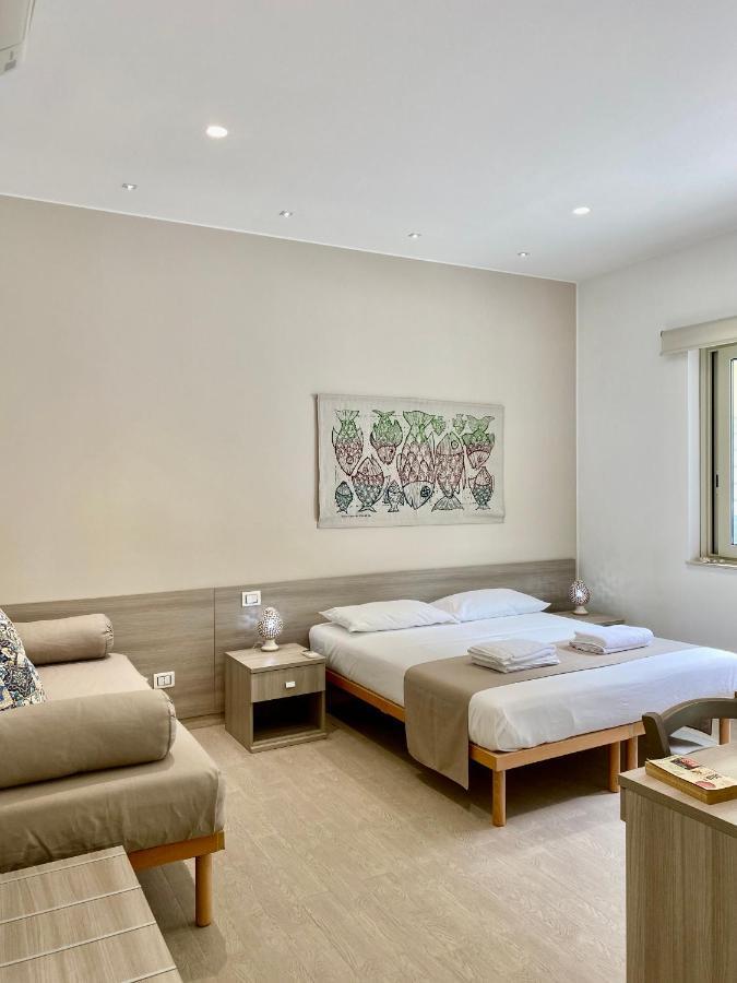 Al 136 Bed and Breakfast Capo dʼOrlando Εξωτερικό φωτογραφία